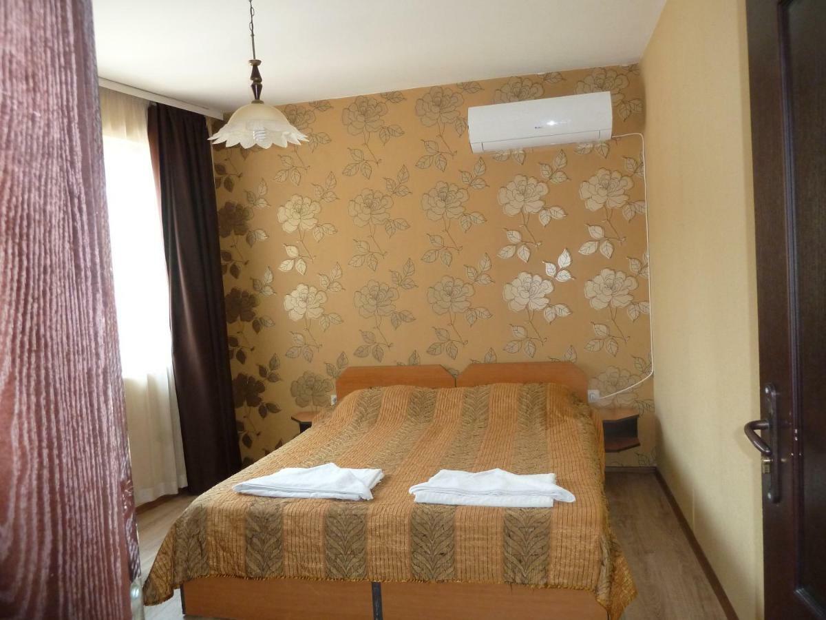 Tarnovski Dom Guest Rooms Veliko Tarnovo Buitenkant foto